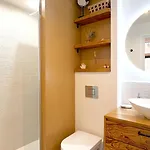 Appartement Troglodyte Avec Cour, A 20m Des Plages, Loveroom Avec Jacuzzi 