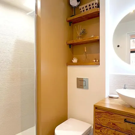 Apartamento Troglodyte Avec Cour, à 20m Des Plages, Loveroom Avec Jacuzzi Le Ginkgo *
